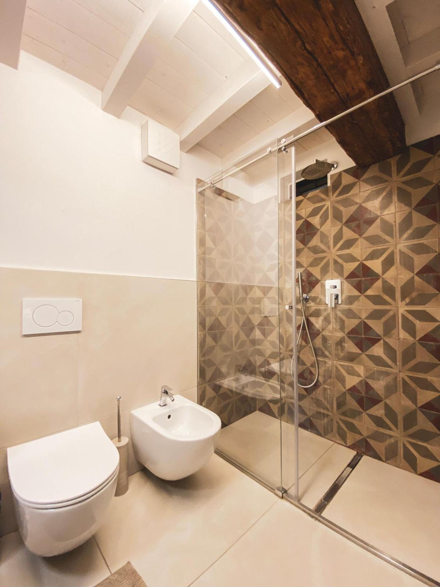 Ponte Pietra Luxury In Apartment Verona